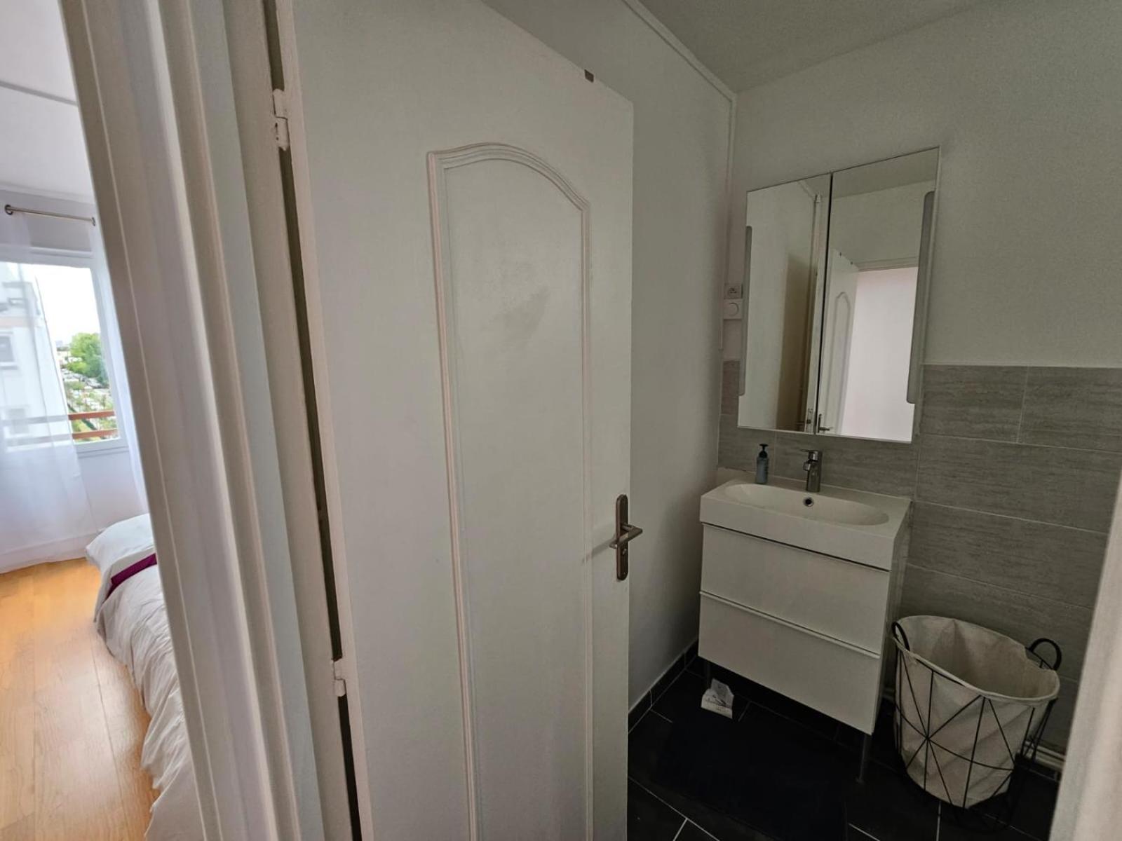 דירות בזונס Elegant 3 Pieces Proche Paris La Defense מראה חיצוני תמונה