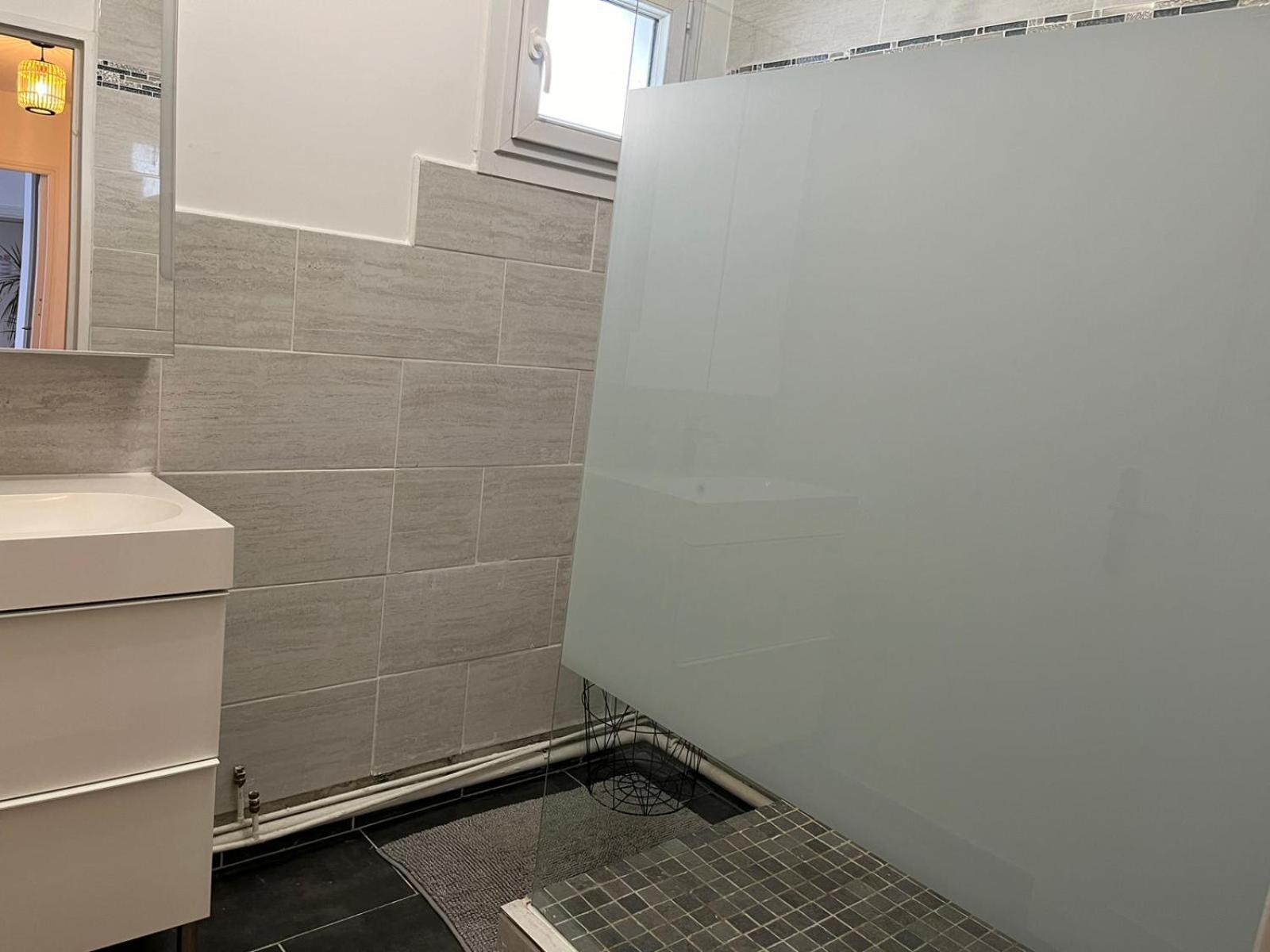 דירות בזונס Elegant 3 Pieces Proche Paris La Defense מראה חיצוני תמונה