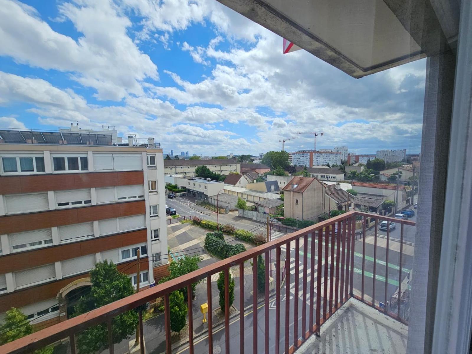דירות בזונס Elegant 3 Pieces Proche Paris La Defense מראה חיצוני תמונה