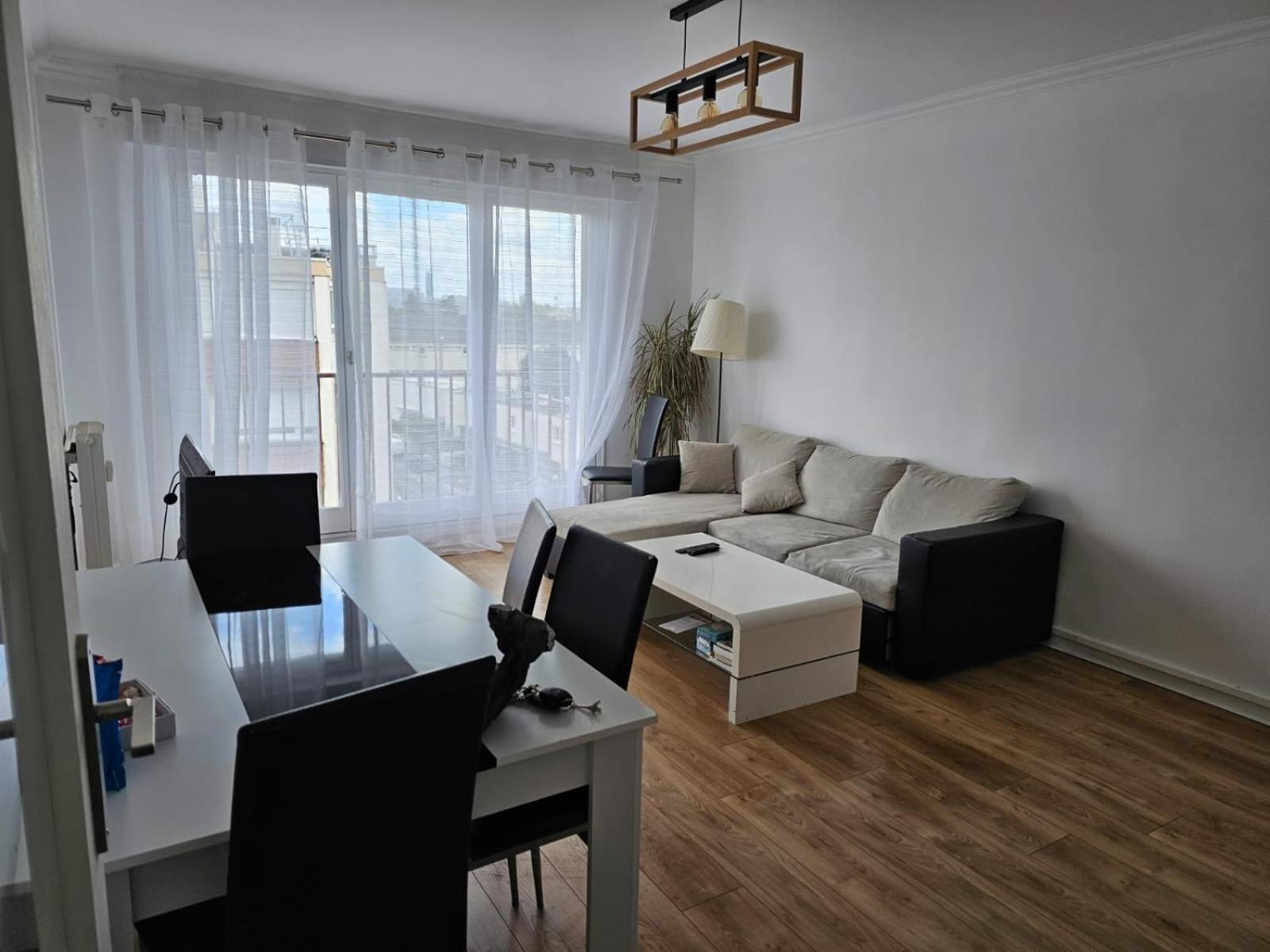דירות בזונס Elegant 3 Pieces Proche Paris La Defense מראה חיצוני תמונה