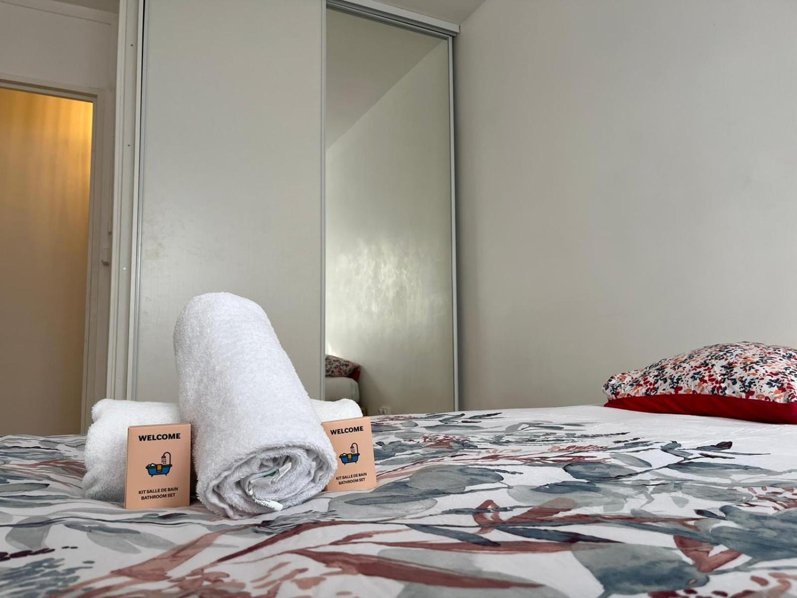 דירות בזונס Elegant 3 Pieces Proche Paris La Defense מראה חיצוני תמונה
