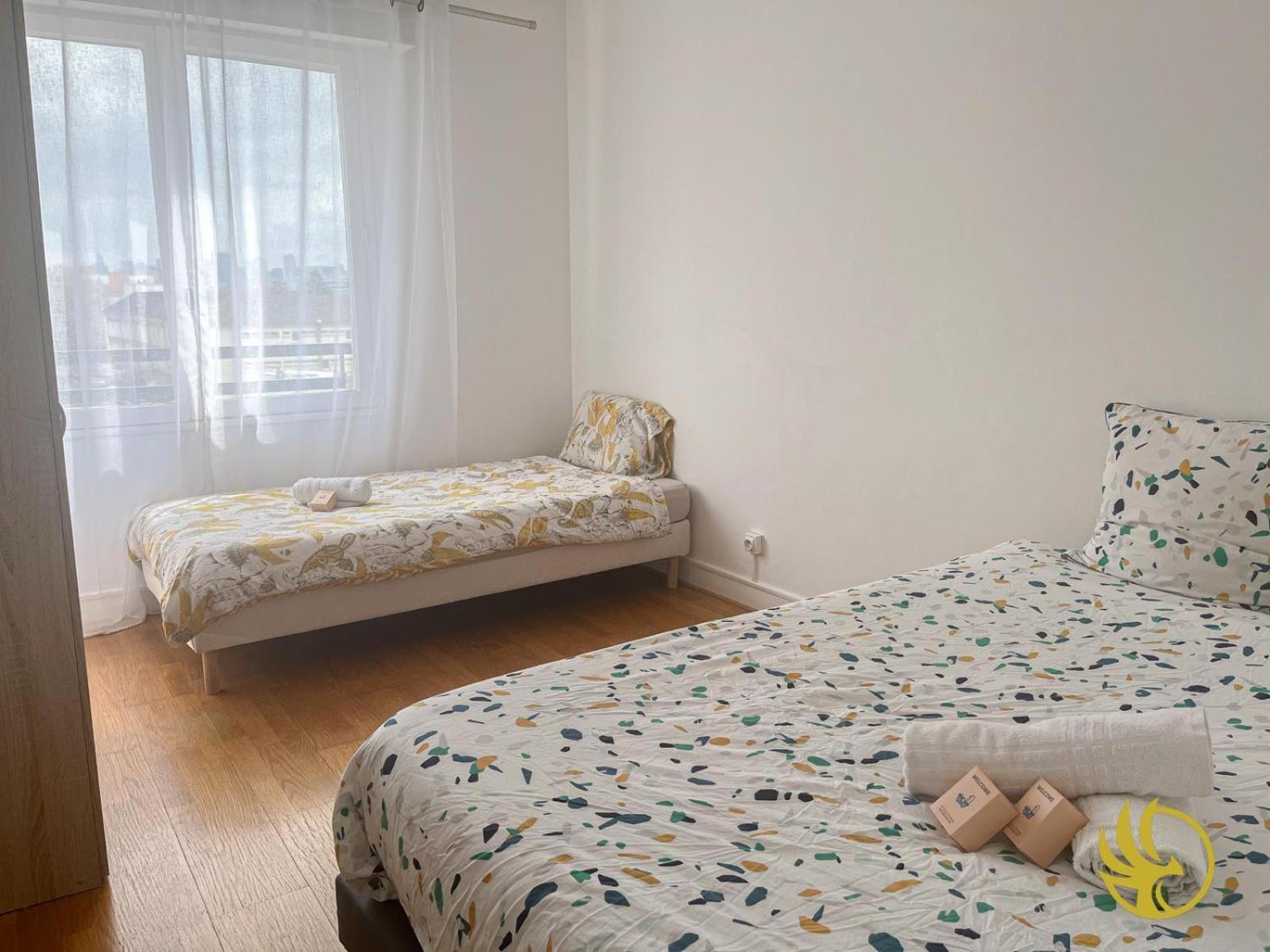 דירות בזונס Elegant 3 Pieces Proche Paris La Defense מראה חיצוני תמונה